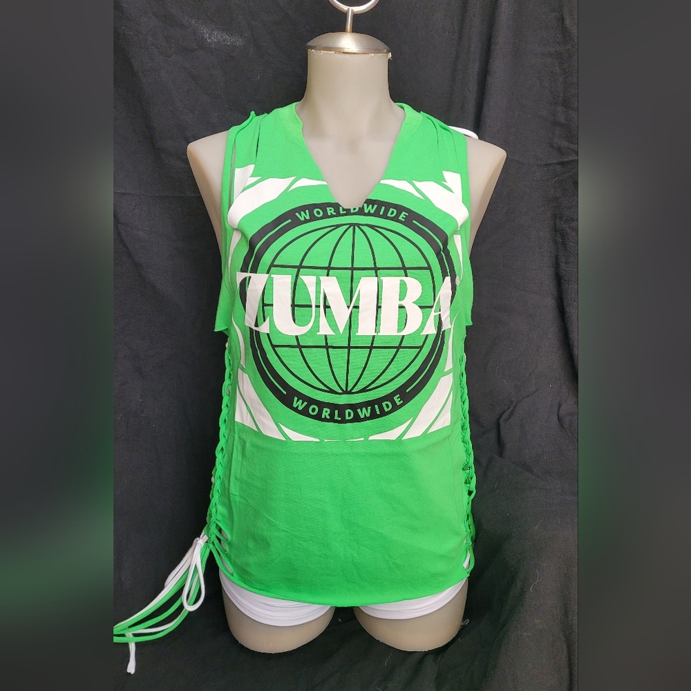 Zumba Green Sleeveless Top Can Fit M-L
